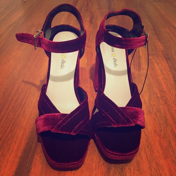 Shoes - NEW Velvet platform Sandals  Red sz 7
